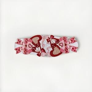 Tahari Home Table Runner Beaded Pearls Valentine Red Hearts Bridal Exquisite NEW